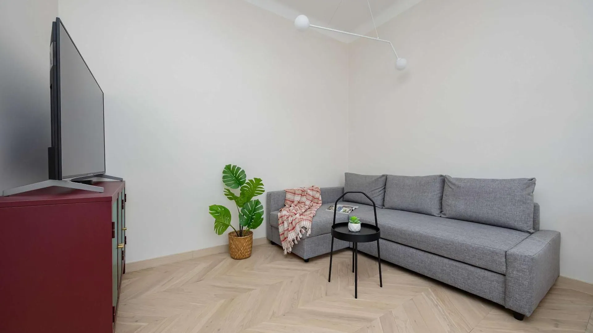 Bright Apartment Rakowiecka Near Pole Mokotowskie By Noclegi Renters Varsóvia Polónia