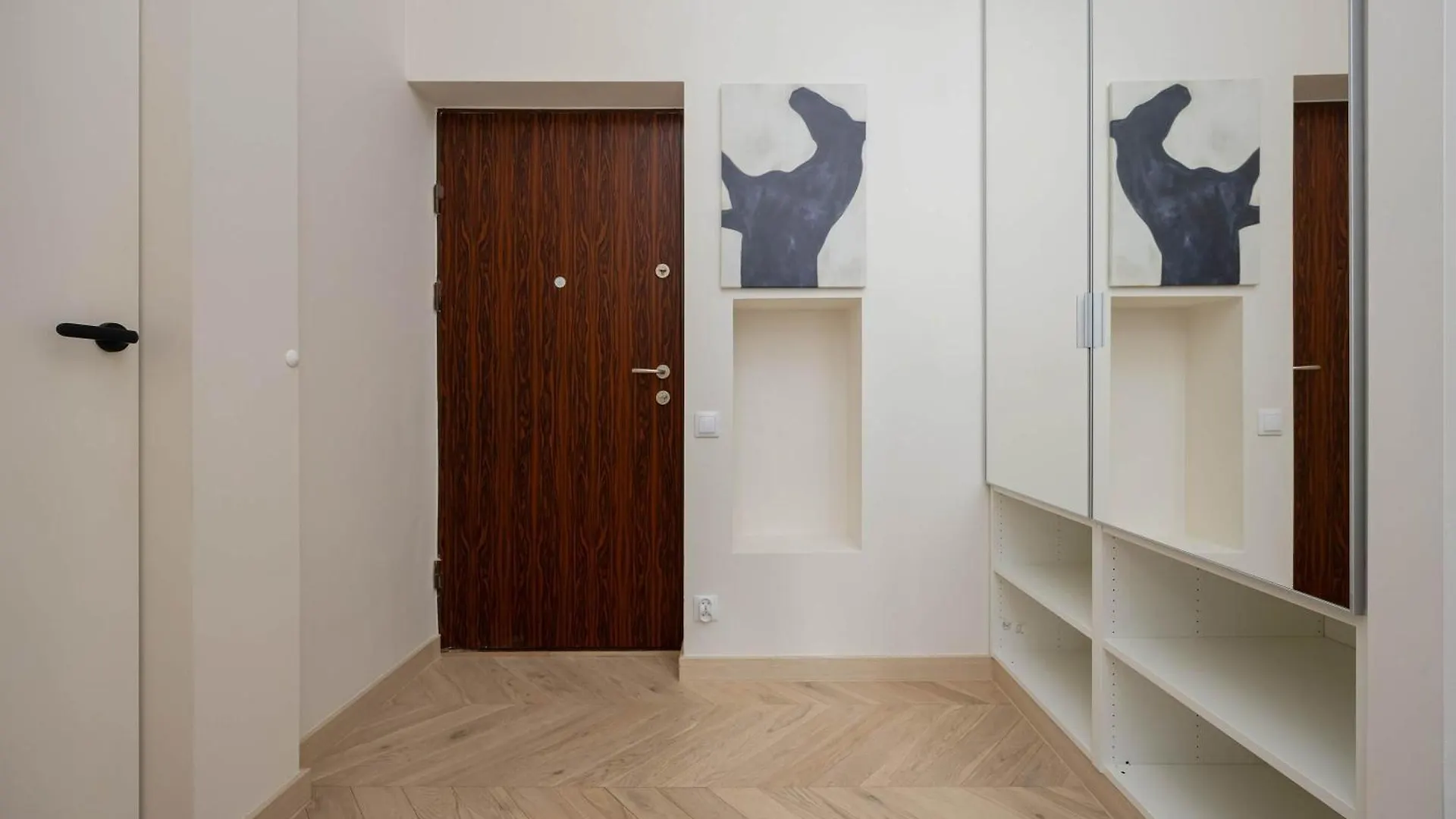 Bright Apartment Rakowiecka Near Pole Mokotowskie By Noclegi Renters Warsaw